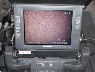 making a diagnosis of tank inside image by the fiberscope